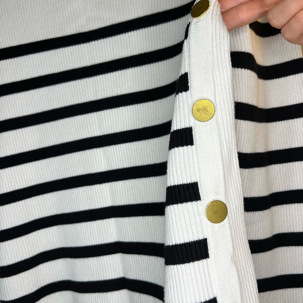 H&M Black and White Striped Knit Sweater L - Picture 8 of 10